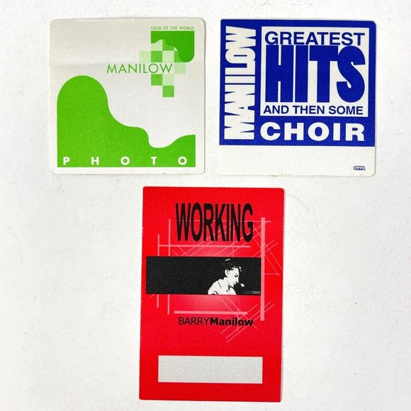 Barry Manilow VIP Passes + 7 CD Lot Ultimate Hits 50s Summer Sinatra Christmas - Picture 2 of 9